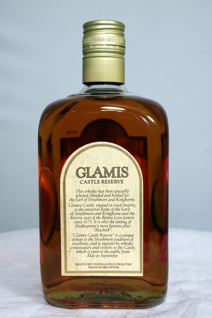 Glamis Castle Reserve image of bottle