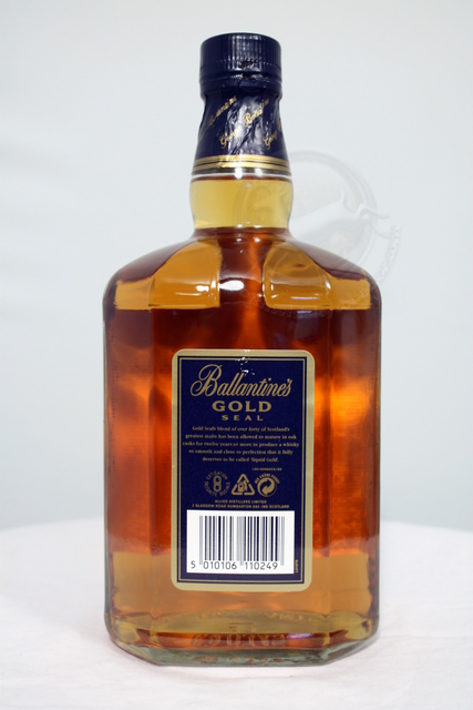 Ballantines Gold Seal image of bottle