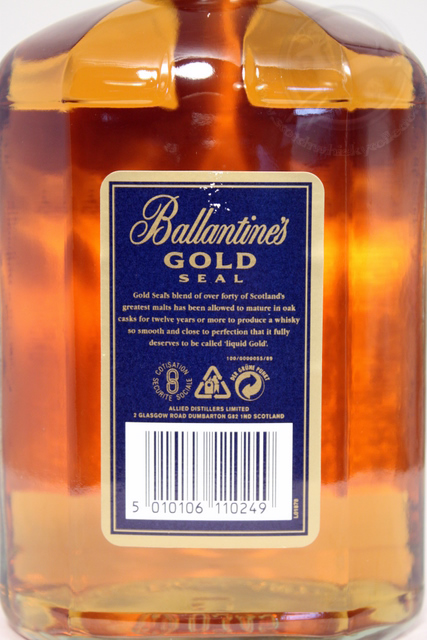Ballantines Gold Seal rear detailed image of bottle