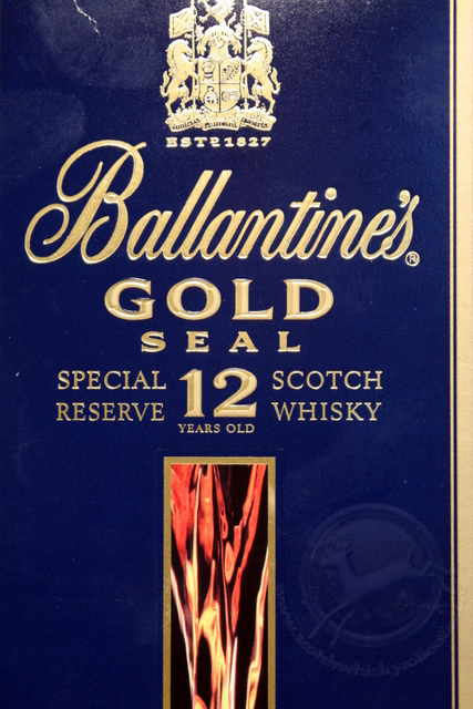 Ballantines Gold Seal box front detailed image