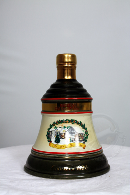 Bells Decanter : Christmas 1990 front image