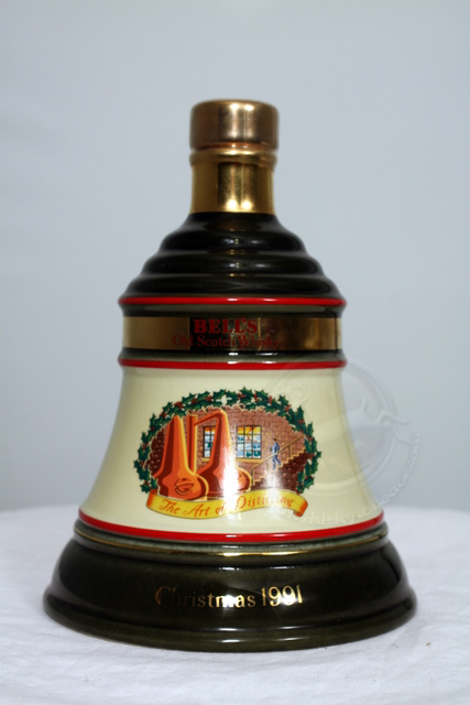 Bells Decanter : Christmas 1991 front image