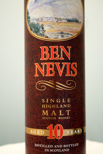Ben Nevis 10yr box front detailed image