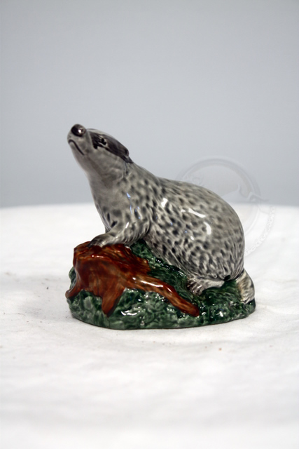 Badger miniature front image