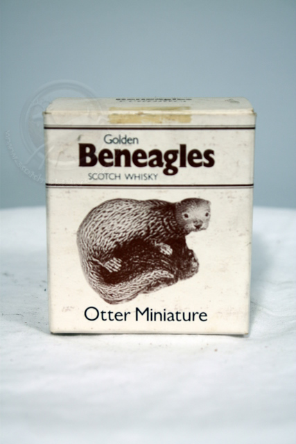Otter Miniature box front image