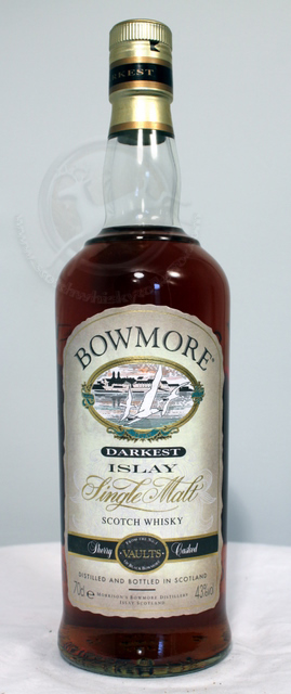 Bowmore Darkest front image