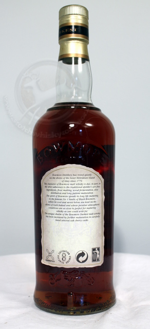 Bowmore Darkest image of bottle