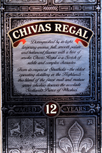 Chivas Regal box rear detailed image