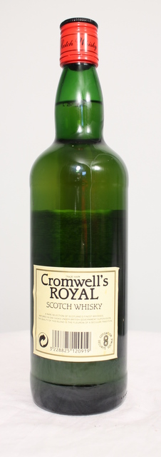 Cromwells Royal image of bottle