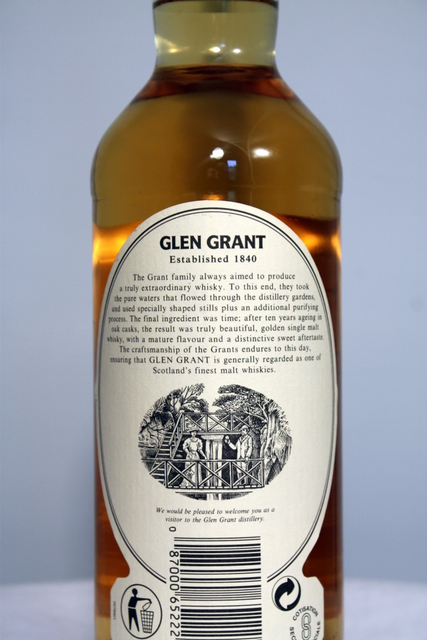 Glen Grant rear detailed image of bottle