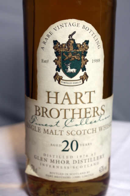 Glen Mhor front detailed image of bottle