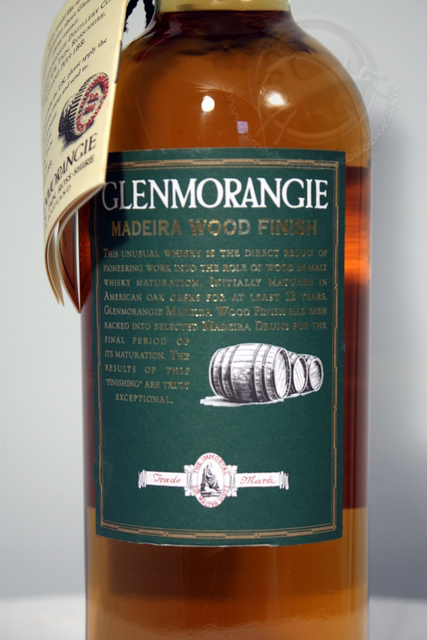 Glenmorangie Madeira rear detailed image of bottle