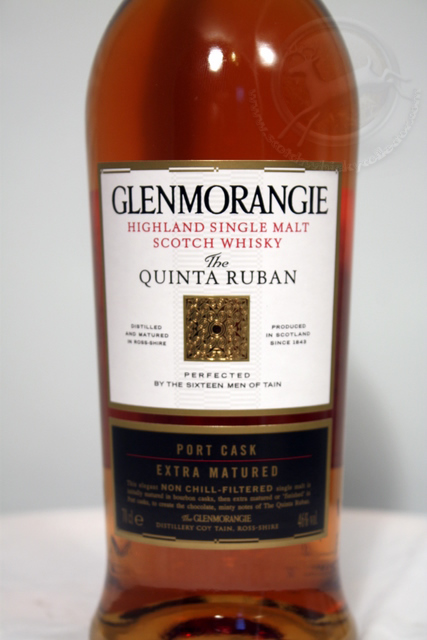 Glenmorangie Quinta Ruban front detailed image of bottle