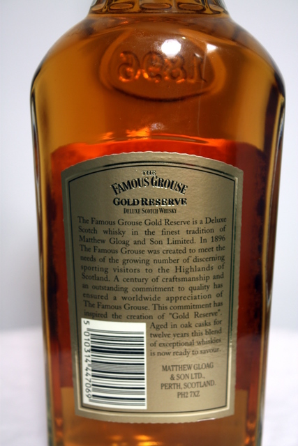 The Famous Grouse Gold Reserve rear detailed image of bottle