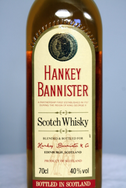 Hankey Bannister front detailed image of bottle