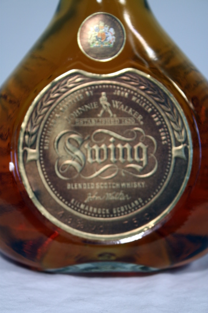 Swing front detailed image of bottle
