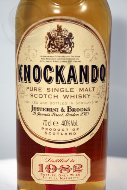 Knockando 1982 front detailed image of bottle