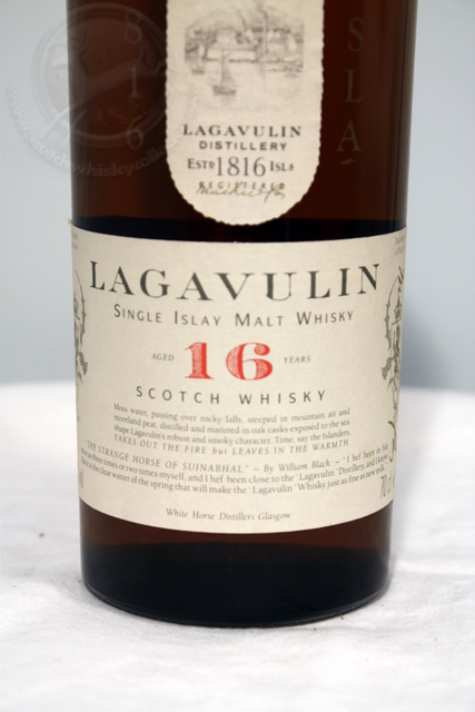 Lagavulin front detailed image of bottle