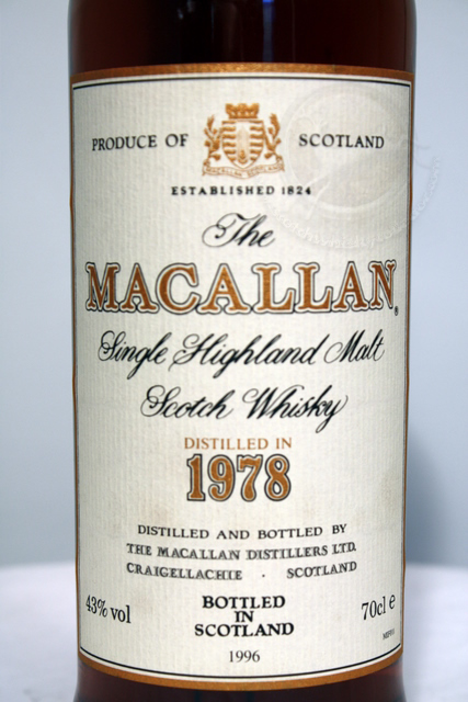 Macallan front detailed image of bottle