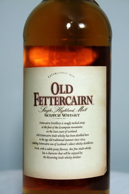 Old Fettercairn rear detailed image of bottle