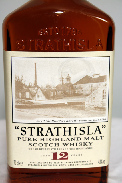 Strathisla front detailed image of bottle