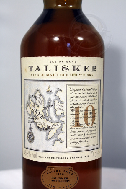 Talisker front detailed image of bottle